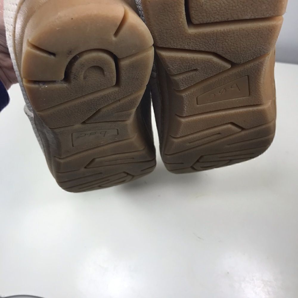 b. ø. c. Slip on Clogs - Picture 4 of 8